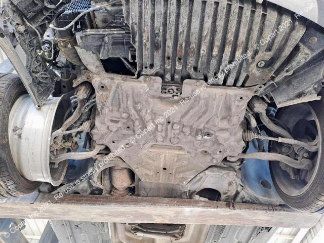 MERCEDES BENZ C CLASS 2010 VIN WDDGF4JB5AF455998 фото 10