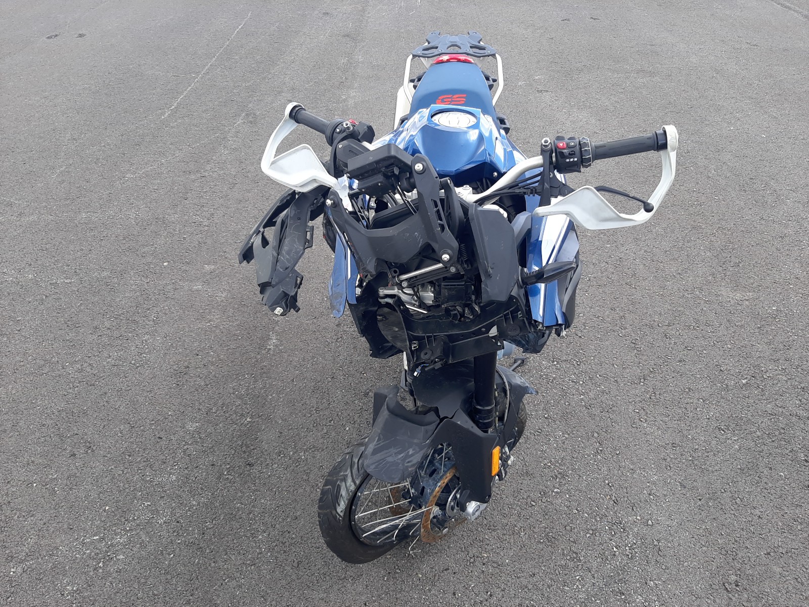 BMW F 850 GS 2023 VIN WB10B0907P6H42397 фото 9