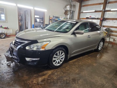 Nissan Altima 2015 1N4AL3AP4FN918540