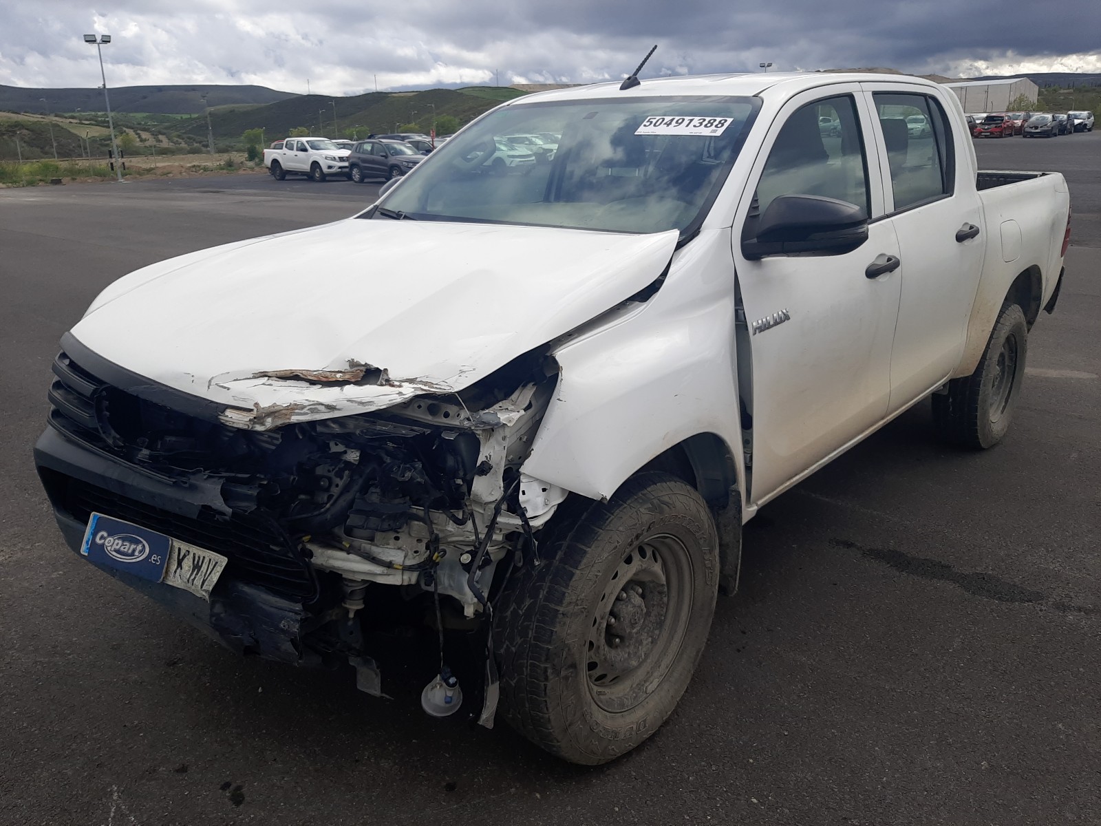 Toyota Hilux 2019 VIN AHTKB3CD102622102 фото 2