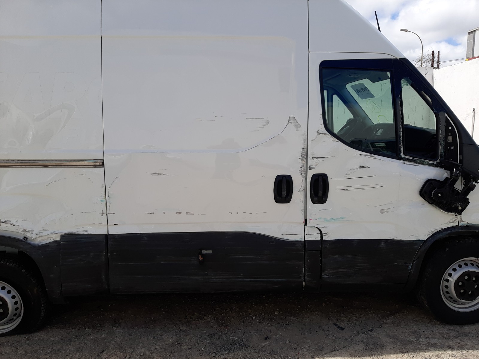 Iveco Daily 2024 VIN ZCFCB35B605614999 фото 16