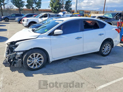 Nissan Sentra 2018 3N1AB7AP4JY231254