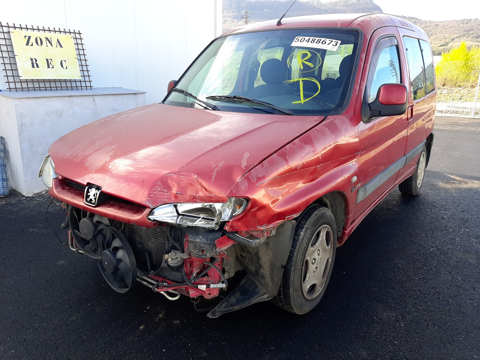 Peugeot Partner 2001 VIN VF35FRHYE60387987 фото 2