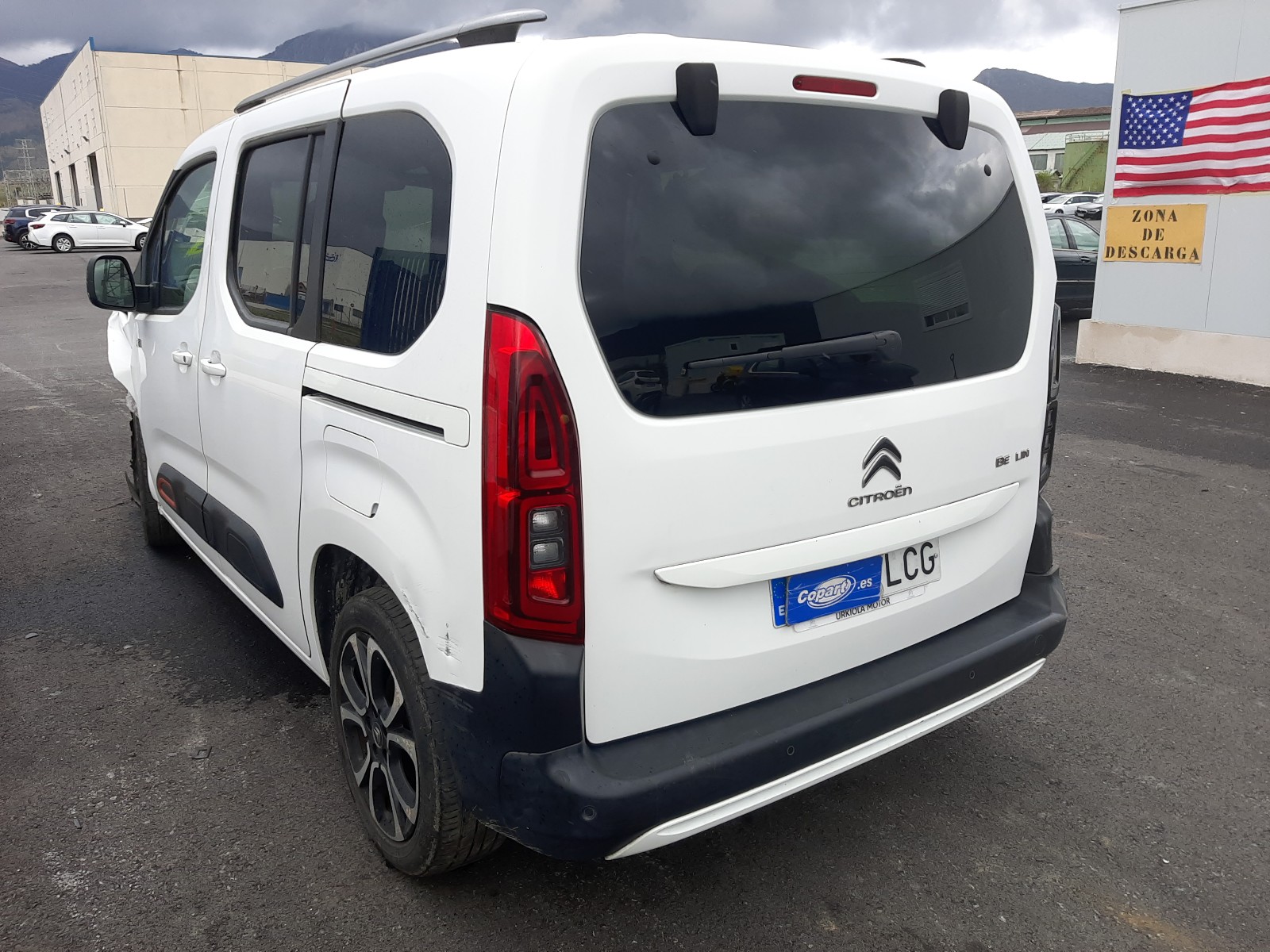 Citroen Berlingo Combi 2019 VIN VR7ECYHYCKJ834123 фото 3
