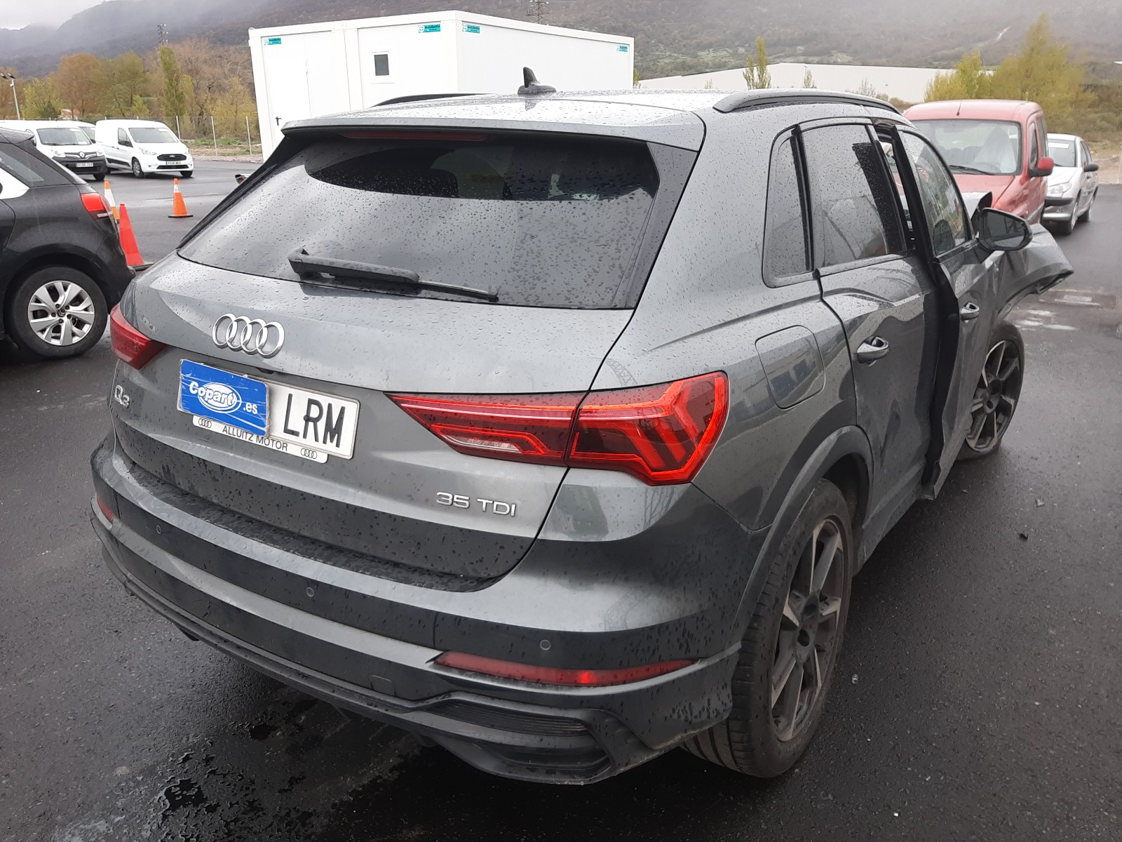 Audi Q3 2021 VIN WAUZZZF33M1080085 фото 4