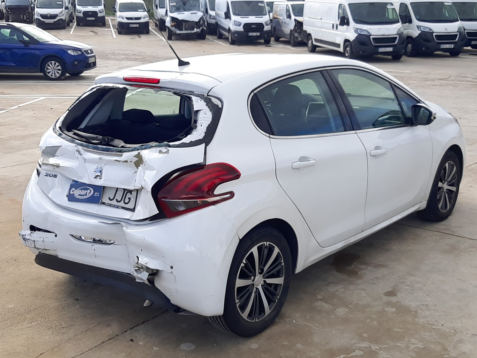 Peugeot 208 2015 VIN VF3CCHMZ6FT173499 фото 16