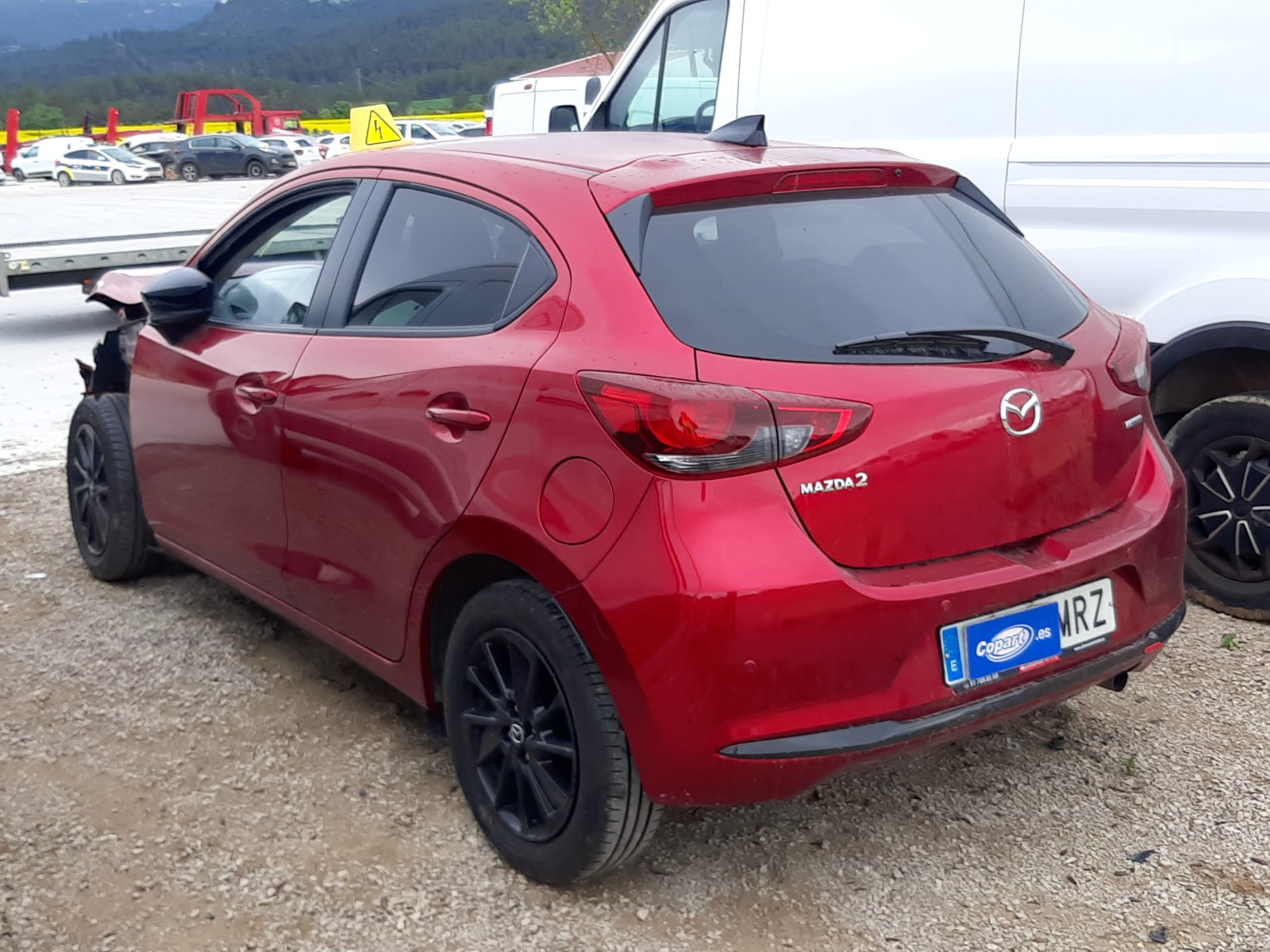 Mazda 2 Berlina 2024 VIN JMZDJ6HC601476085 фото 3