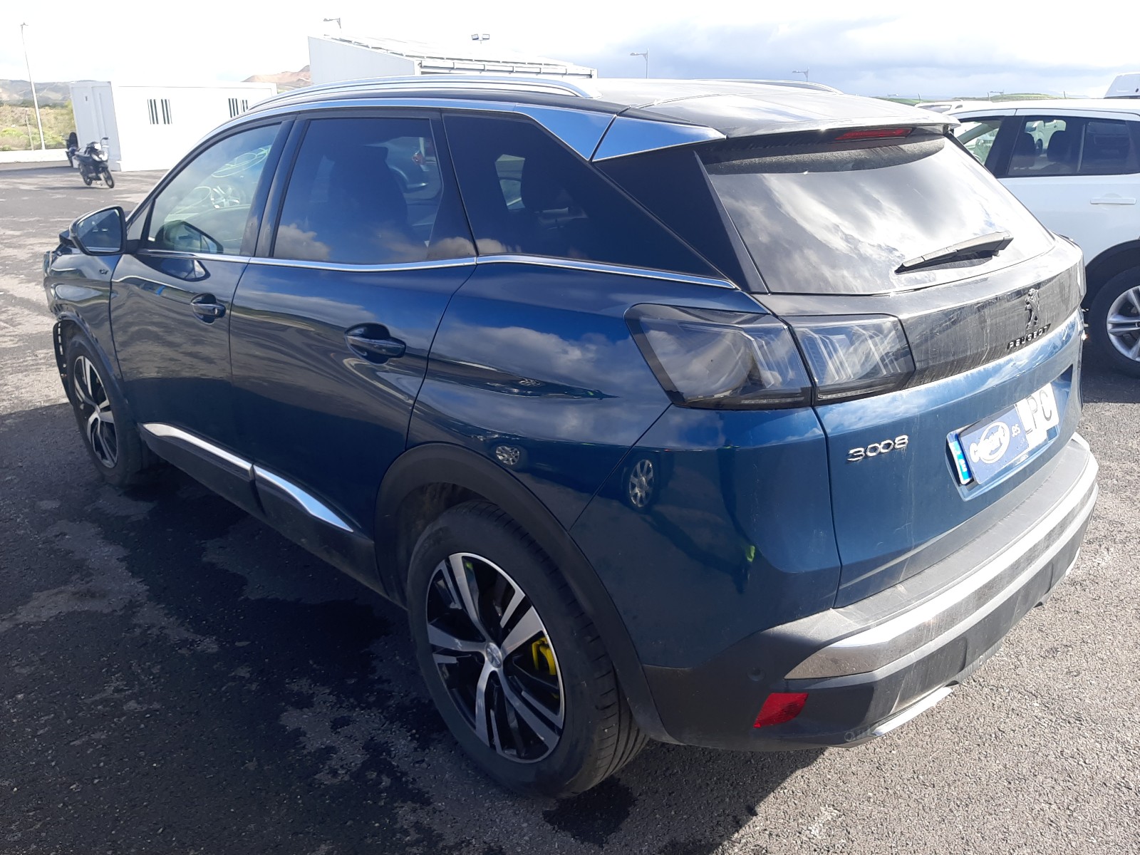 Peugeot 3008 2021 VIN VF3MRHNSMMS053864 фото 3