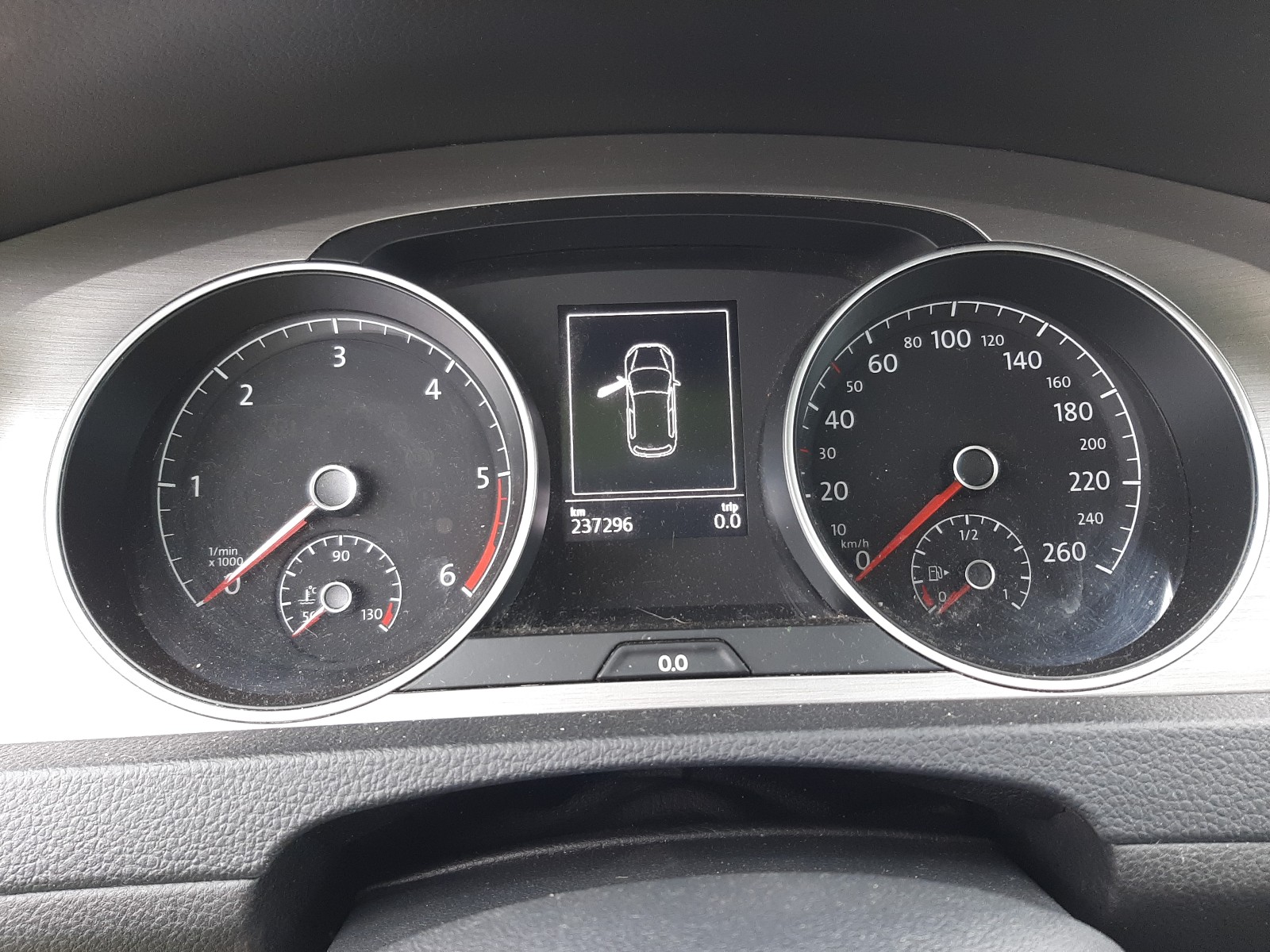 Volkswagen Golf VII 2017 VIN WVWZZZAUZHP067134 фото 8