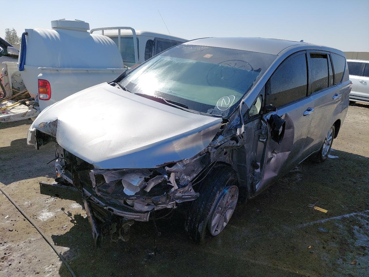 TOYOTA INNOVA 2016 VIN yV4X фото 2