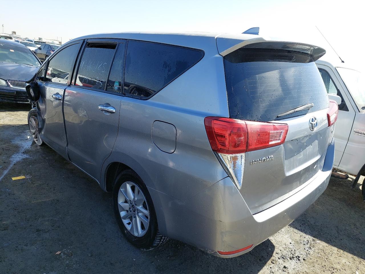 TOYOTA INNOVA 2016 VIN yV4X фото 3