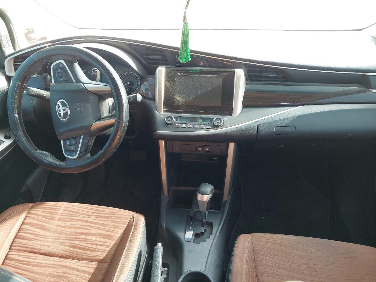 TOYOTA INNOVA 2016 VIN yV4X фото 14
