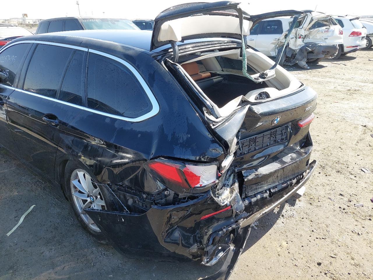 BMW 520I 2022 VIN yh фото 9