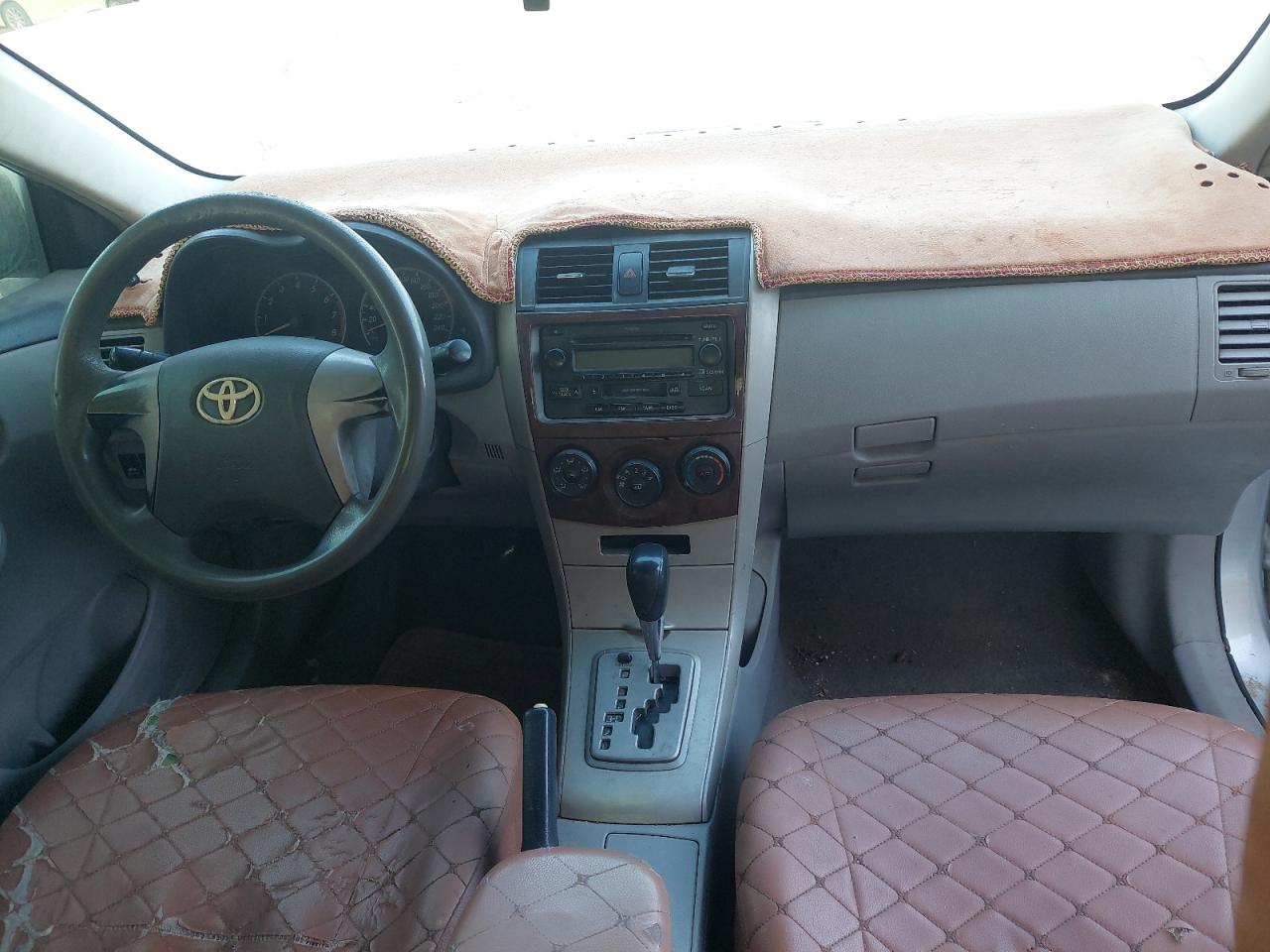 TOYOTA COROLLA 2010 VIN JRgq8 фото 30