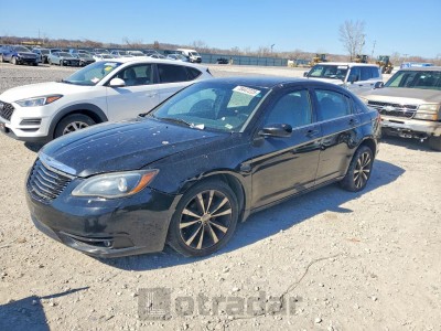 Chrysler 200 2014 1C3CCBBG4EN180317