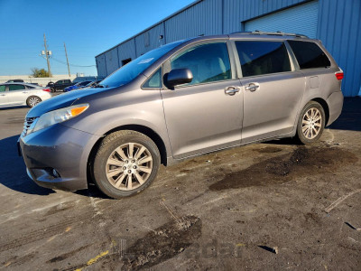 Toyota Sienna 2015 5TDDK3DCXFS101280