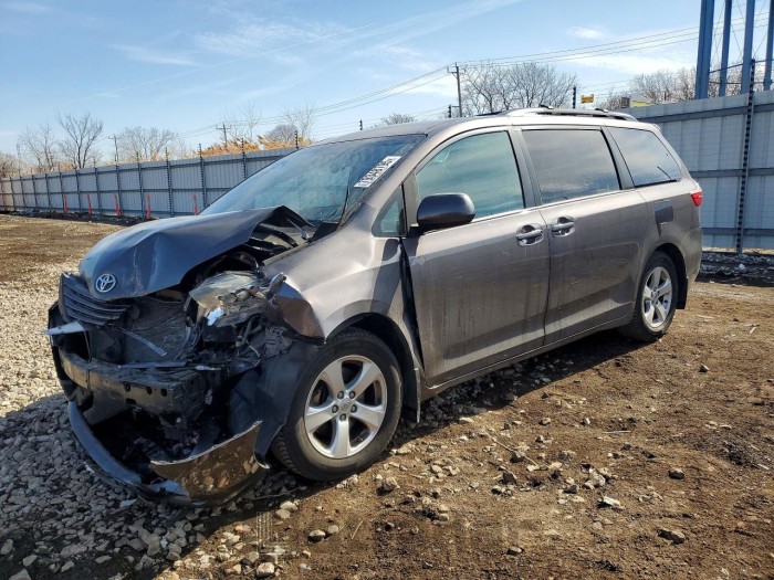 Toyota Sienna 2017 VIN 5TDKZ3DC0HS816218