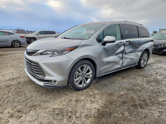 Toyota Sienna 2021 VIN 5TDERKEC5MS053774
