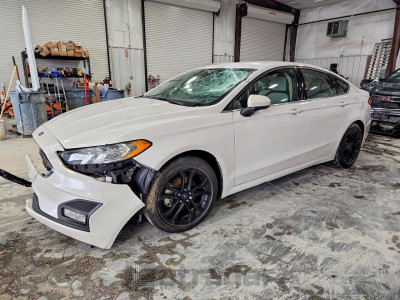 Ford Fusion 2019 3FA6P0HD5KR199164
