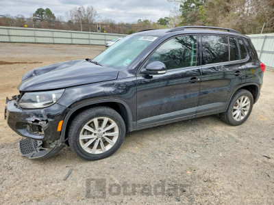 Volkswagen Tiguan 2017 WVGAV7AX9HK042012