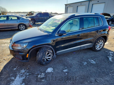 Volkswagen Tiguan 2017 WVGSV7AX9HK030463