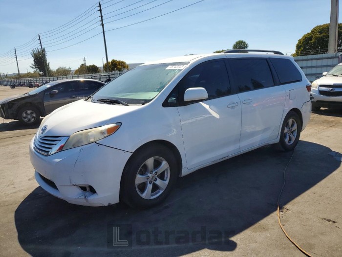 Toyota Sienna 2017 VIN 5TDKZ3DC5HS807224
