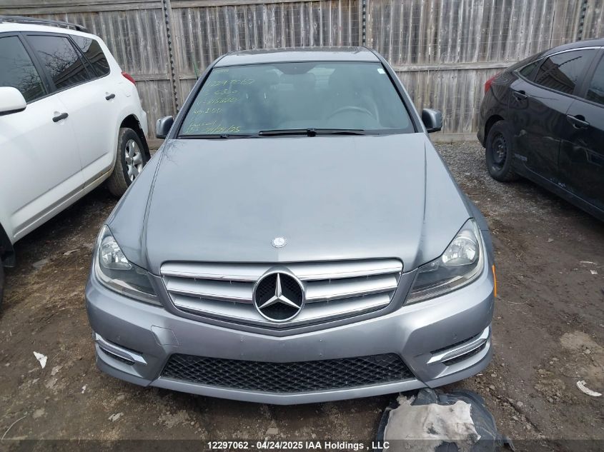 MERCEDES-BENZ C 300 2013 VIN WDDGF8AB0DA815820 фото 12