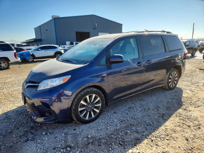 Toyota Sienna 2018 VIN 5TDJZ3DC6JS194810