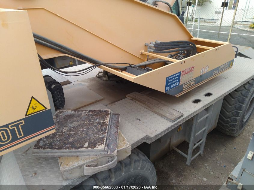 LOCATELLI 30T ROUGH TERRAIN 2016 VIN ZA999100301D04729 фото 4