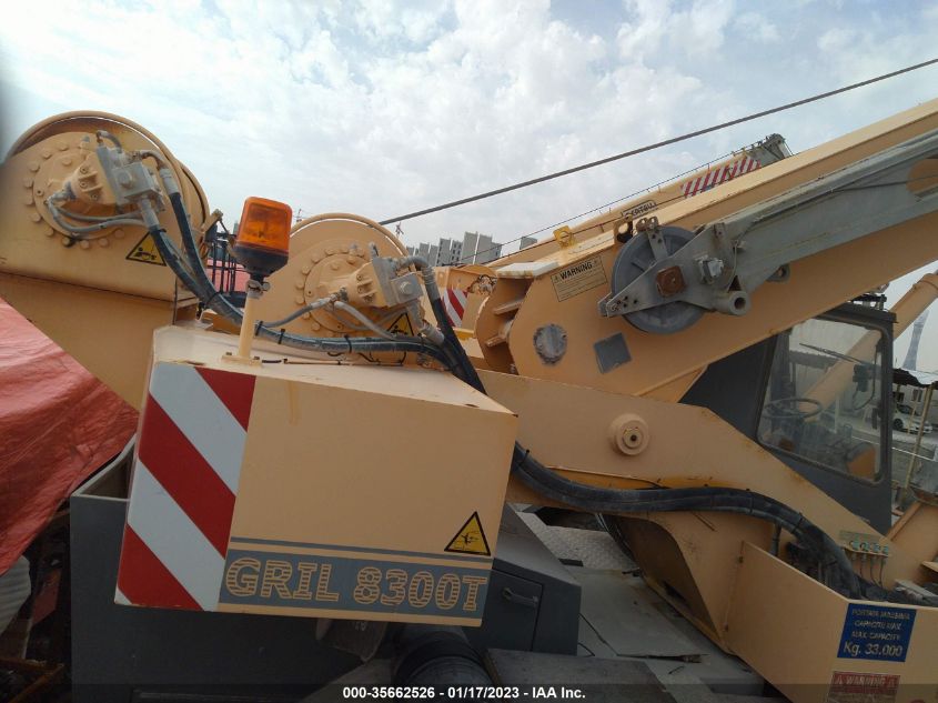 LOCATELLI 30T ROUGH TERRAIN 2015 VIN ZA999100301D04727 фото 4