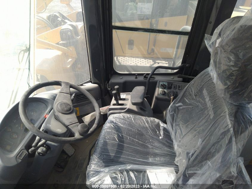 KOMATSU OTHER 2018 VIN KMTWA032VJA062503 фото 8