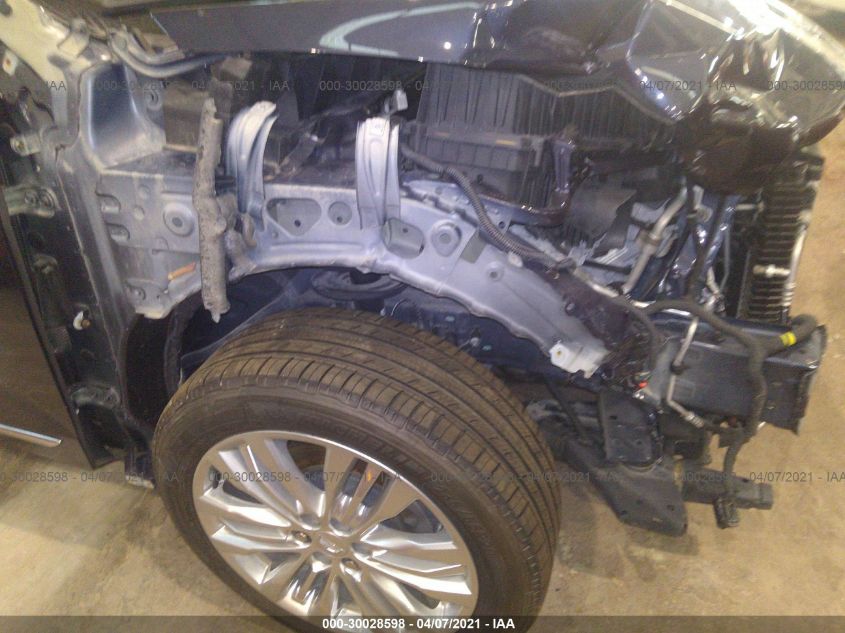 CADILLAC XT5 2019 VIN 1GYKNERS8KZ212746 фото 16
