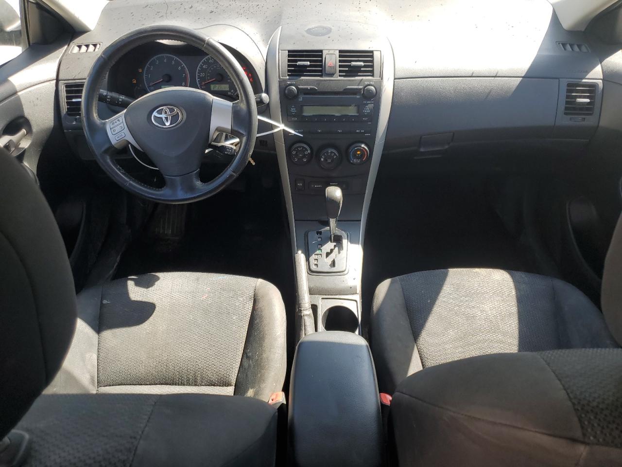 TOYOTA COROLLA 2009 VIN 2T1BU40E99C113819 фото 8