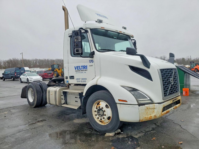 Volvo  2019 VIN 4V4W19DF8KN202881