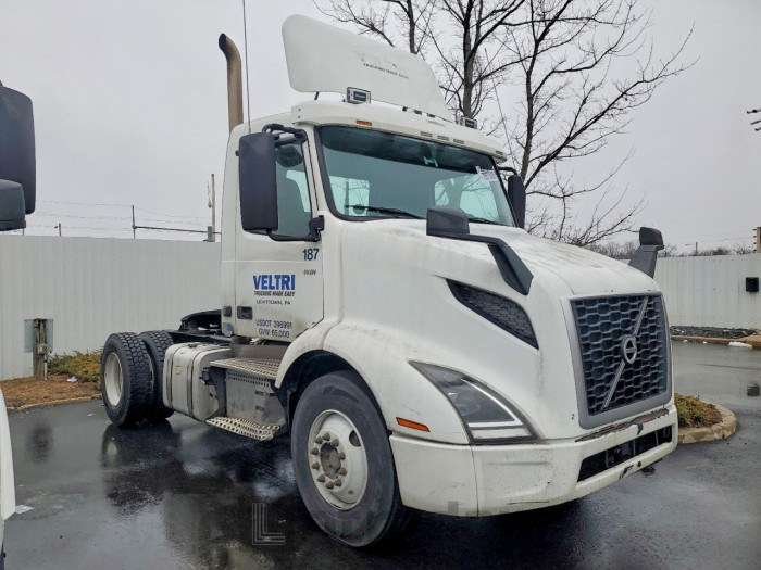 Volvo  2019 VIN 4V4W19DFXKN217897