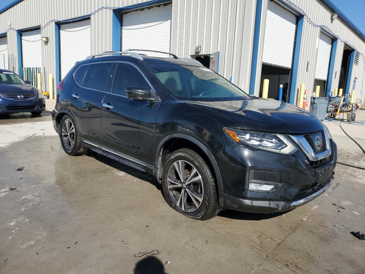 NISSAN ROGUE 2017 VIN 5N1AT2MT6HC827311 фото 4