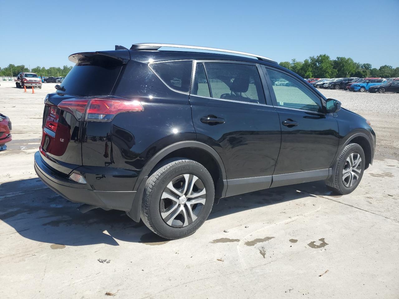 TOYOTA RAV4 2018 VIN 2T3ZFREV1JW420829 фото 3