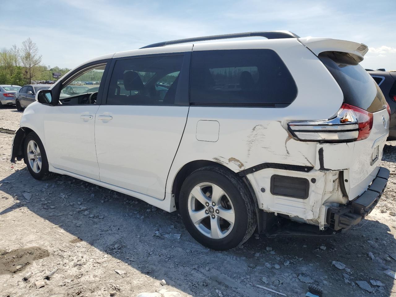 TOYOTA All Models 2019 VIN 5TDKZ3DC3KS017900 фото 2