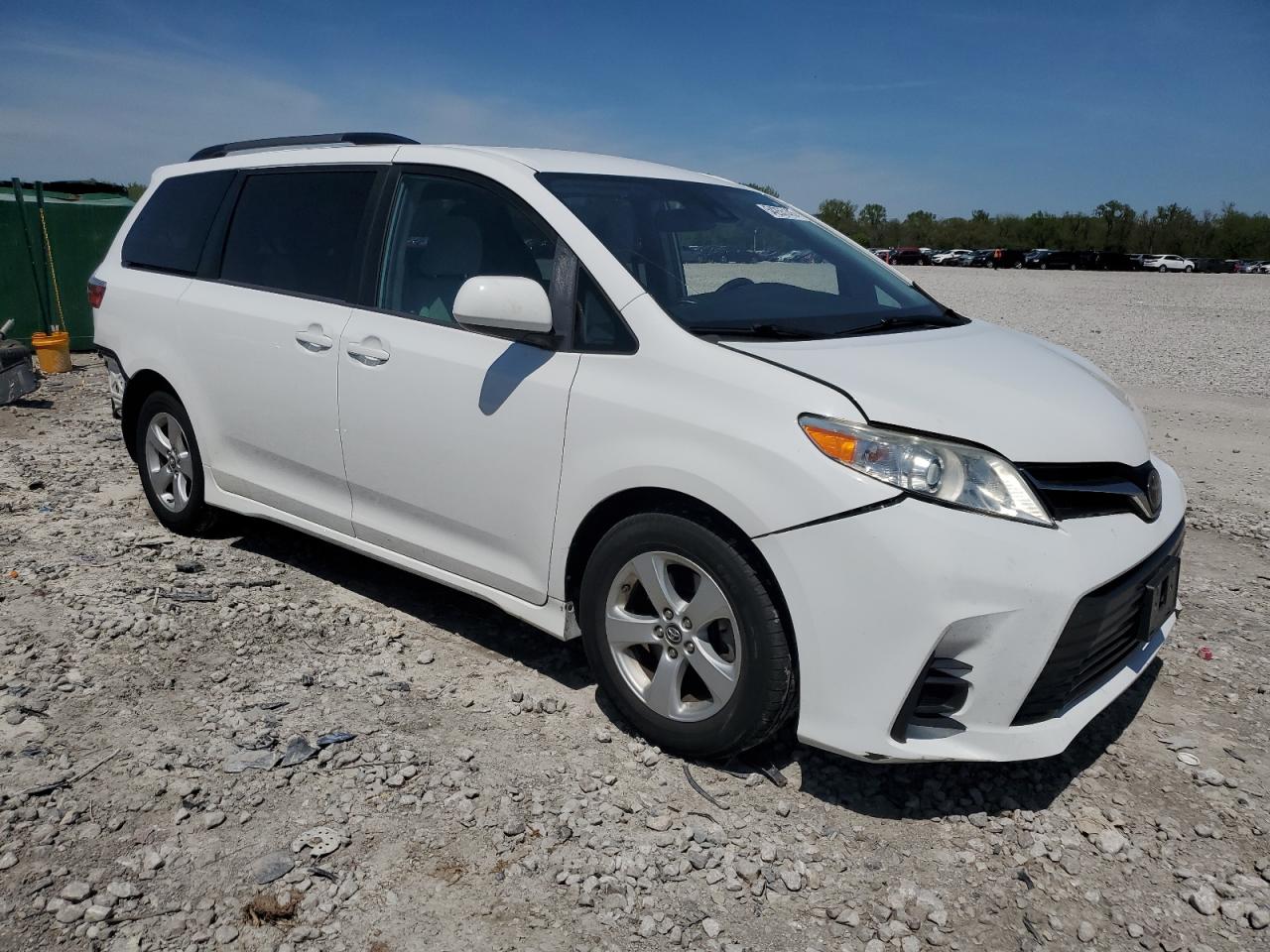 TOYOTA All Models 2019 VIN 5TDKZ3DC3KS017900 фото 4