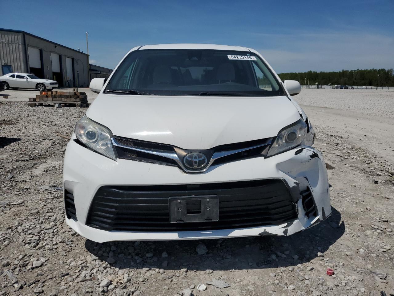 TOYOTA All Models 2019 VIN 5TDKZ3DC3KS017900 фото 5