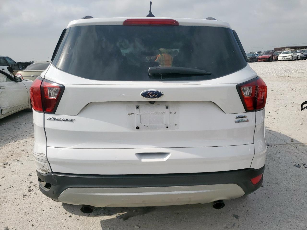 FORD ESCAPE 2019 VIN 1FMCU0HD8KUC25623 фото 6