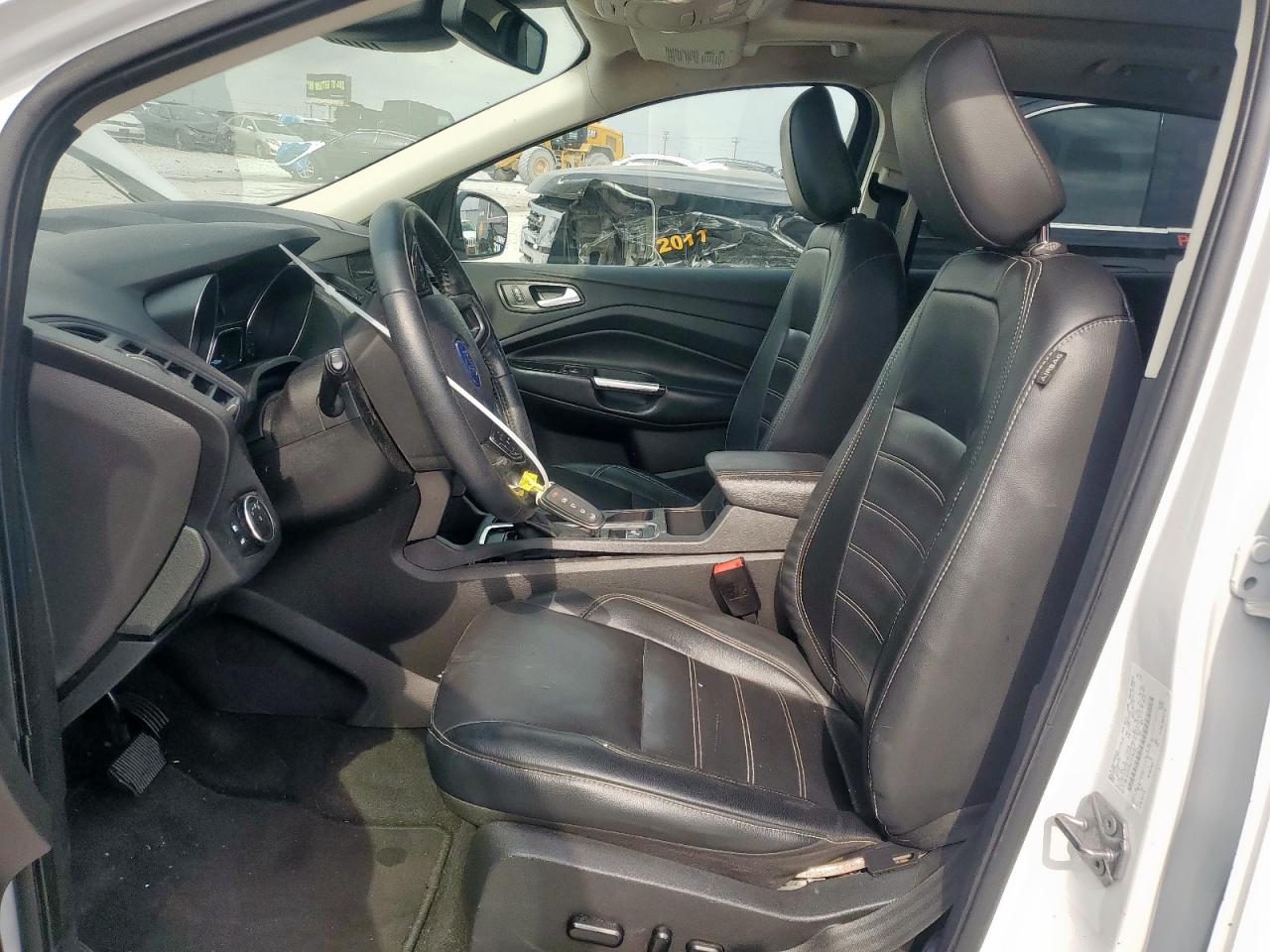 FORD ESCAPE 2019 VIN 1FMCU0HD8KUC25623 фото 7