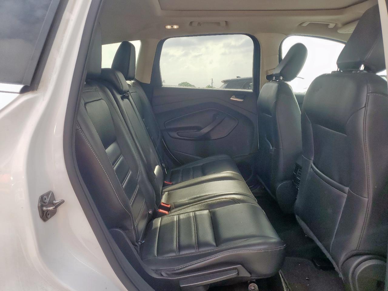 FORD ESCAPE 2019 VIN 1FMCU0HD8KUC25623 фото 11