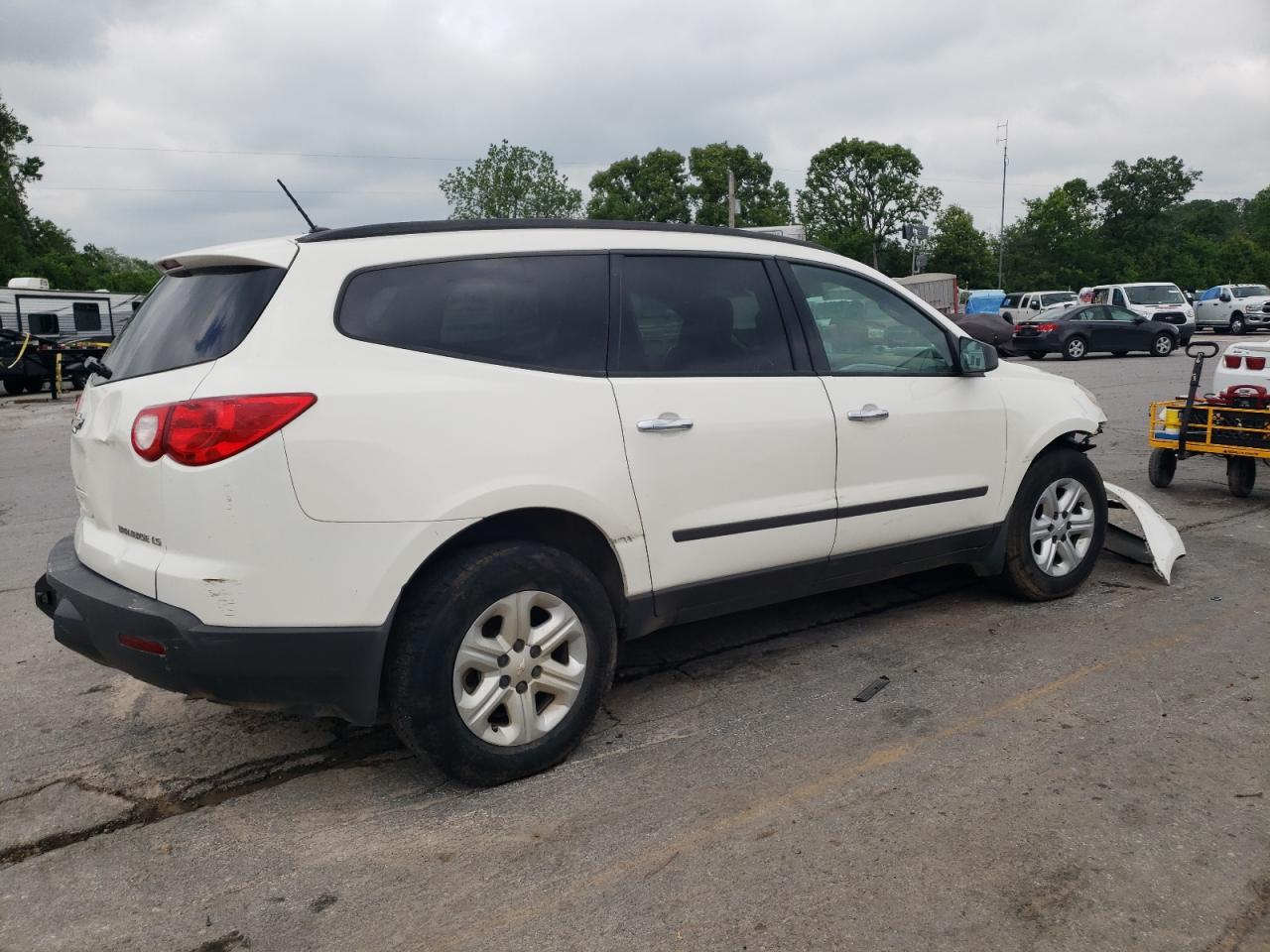 CHEVROLET TRAVERSE 2012 VIN 1GNKRFEDXCJ143055 фото 3