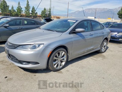 Chrysler 200 2015 1C3CCCBB6FN619352