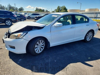 Honda Accord 2015 1HGCR2F70FA048332
