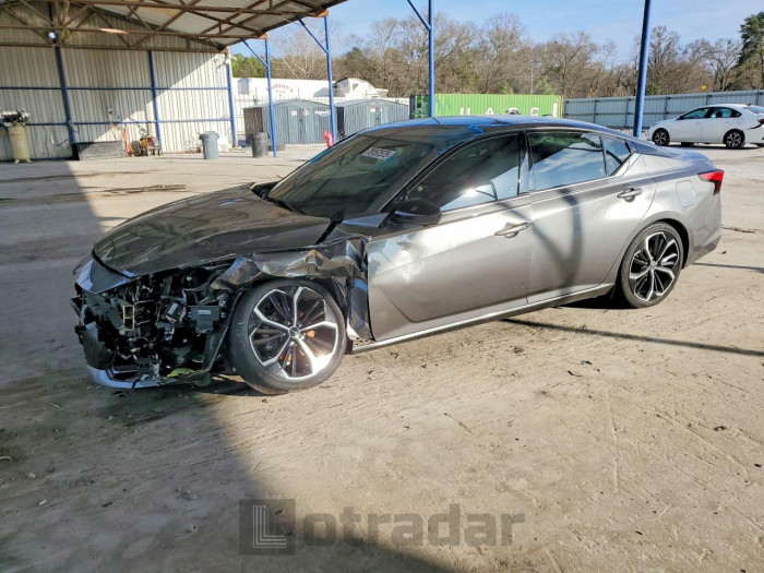 Nissan  2023 VIN 1N4AL4CV4PN385608