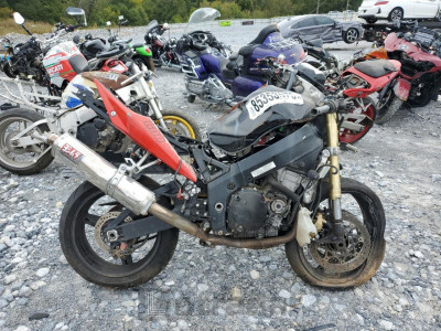 Suzuki Gsx-r 2005 JS1GN7CA952103128
