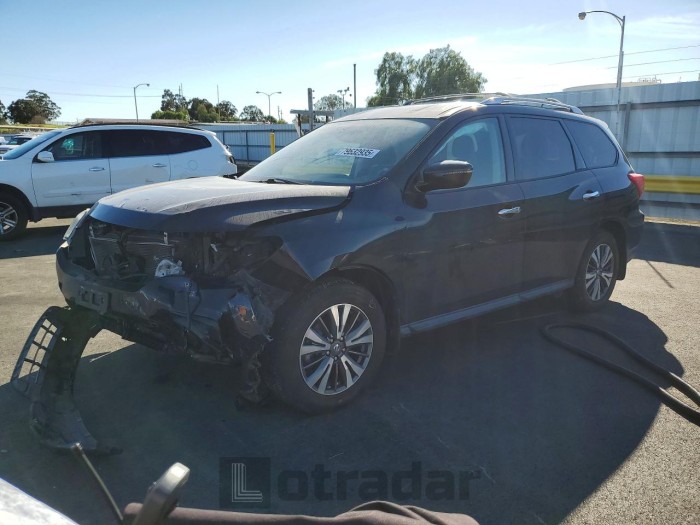 Nissan Pathfinder 2018 VIN 5N1DR2MN7JC602964