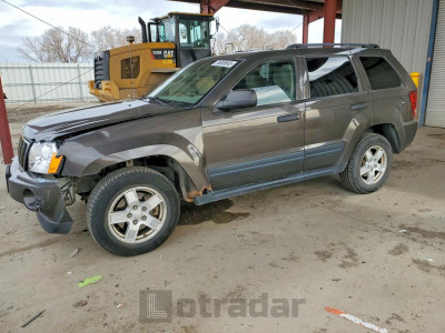 Jeep Grand cherokee 2005 1J4GR48K05C716852